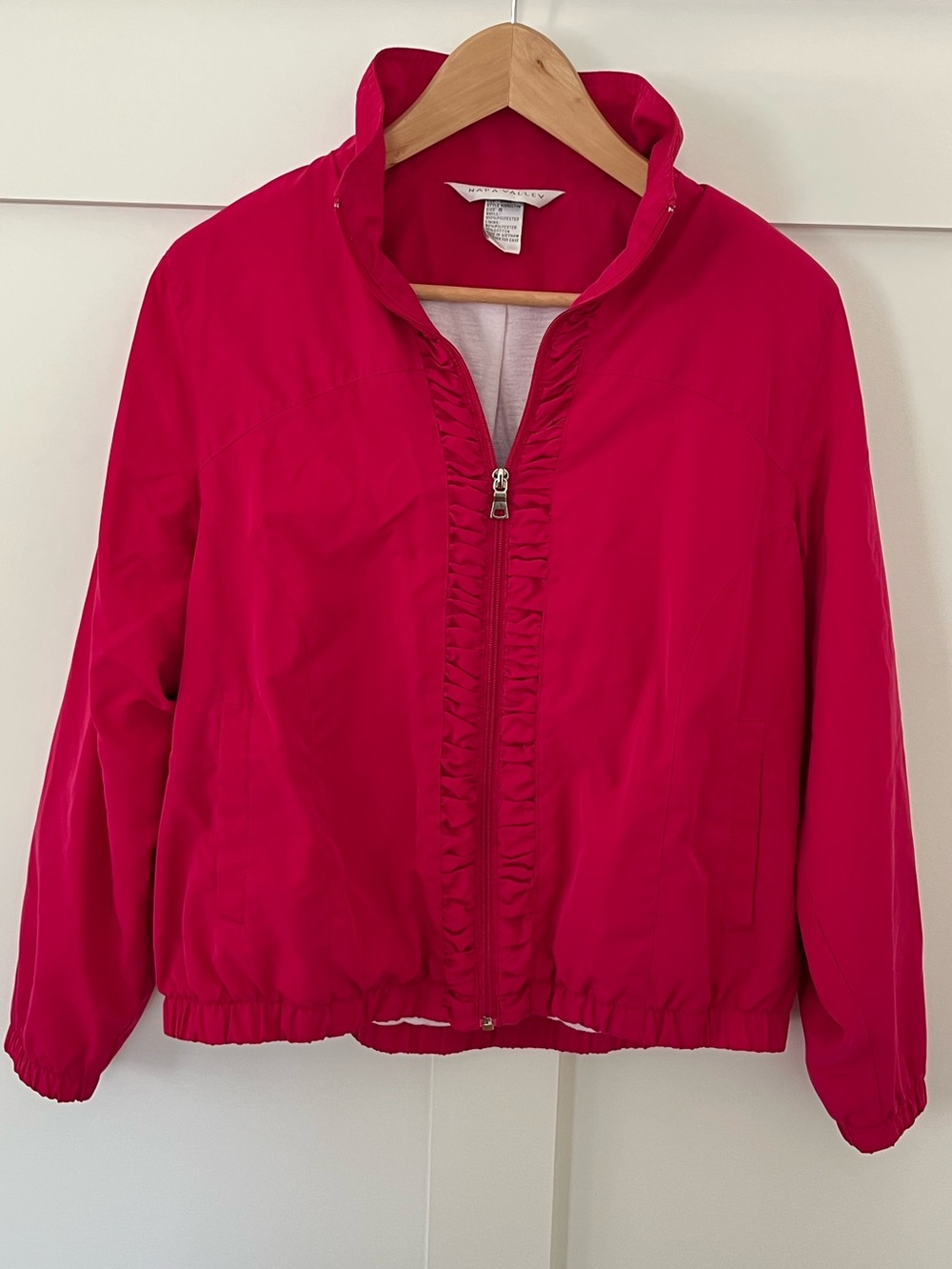Vintage 90’s Napa Valley Sport fuchsia lined windbreaker jacket